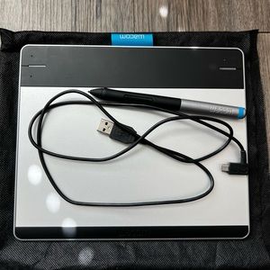 Wacom Pen Tablet (small)